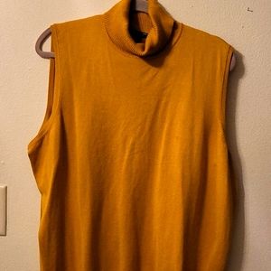 Cable & Gaugr Ladies top